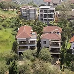 Ohara City View Villa 5 Bedrooms With A Private Swimming Pool