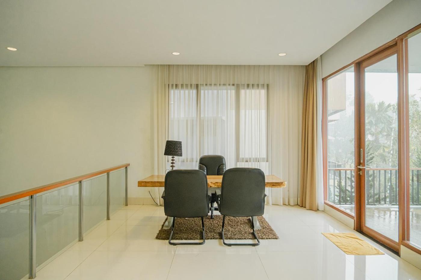 Ohara View 5 Bedrooms With A Private Swimming Pool * Bandung