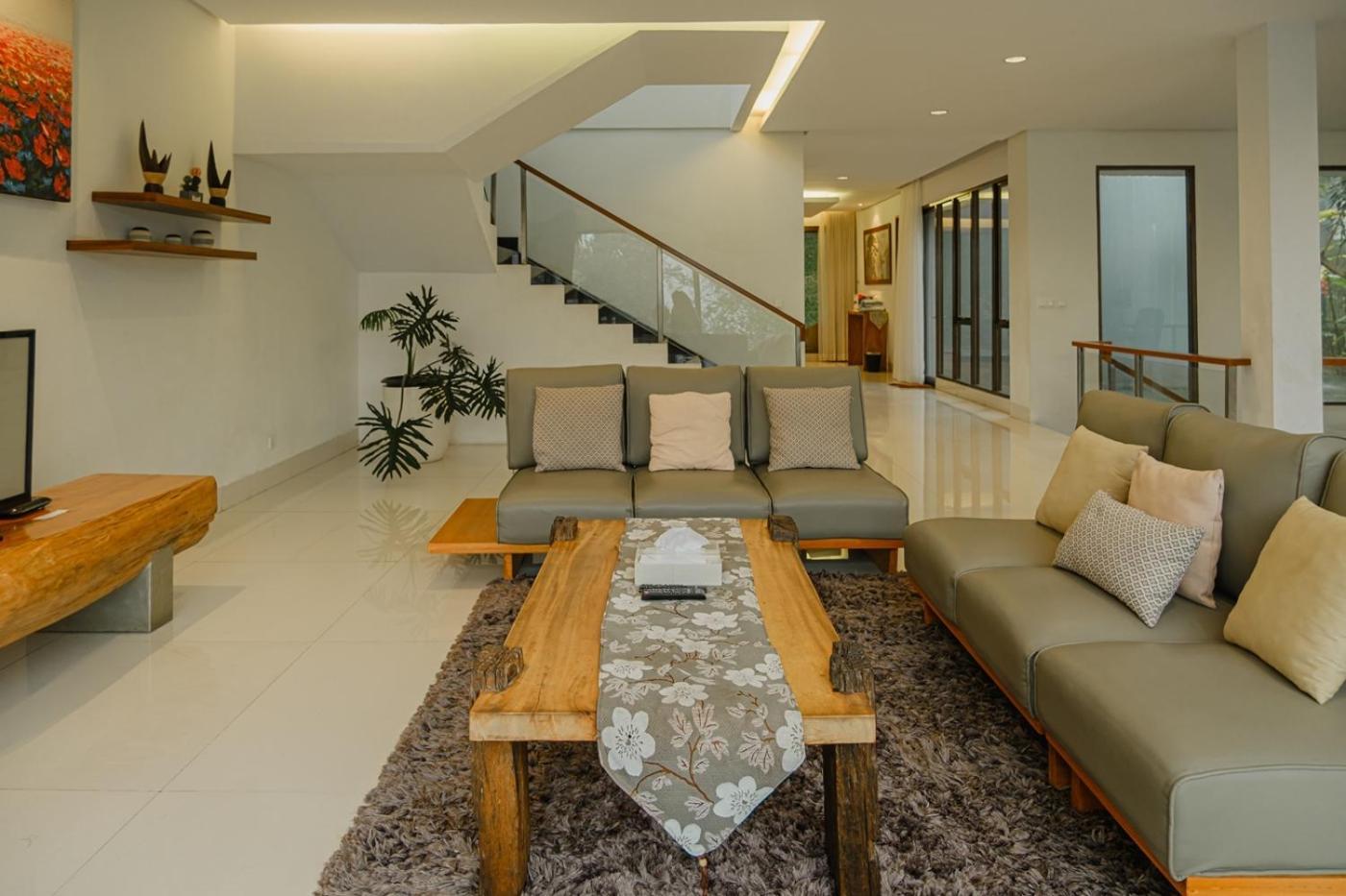 Ohara View 5 Bedrooms With A Private Swimming Pool Villa